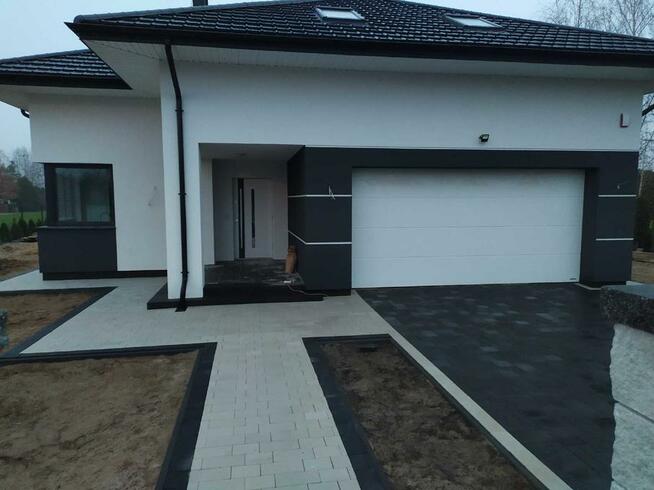 Układanie kostki brukowej