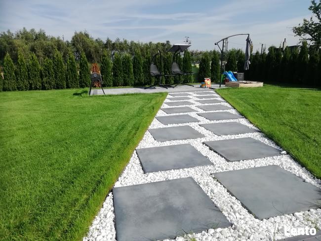 Zakładanie ogrodów nawadnianie trawa z rolki trawnik projekt