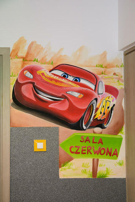 Dekoracje na ścianę do przedszkola, malunki ścienne