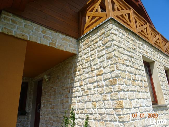 Kamień ozdobny na ociepleniu ze styropianu wełny mineralnej