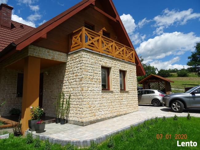 Kamień ozdobny na ociepleniu ze styropianu wełny mineralnej