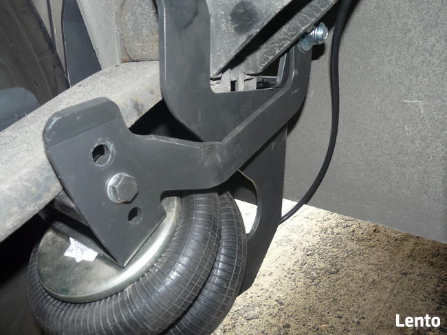 Zestaw podnoszenia osi naczepa przyczepa