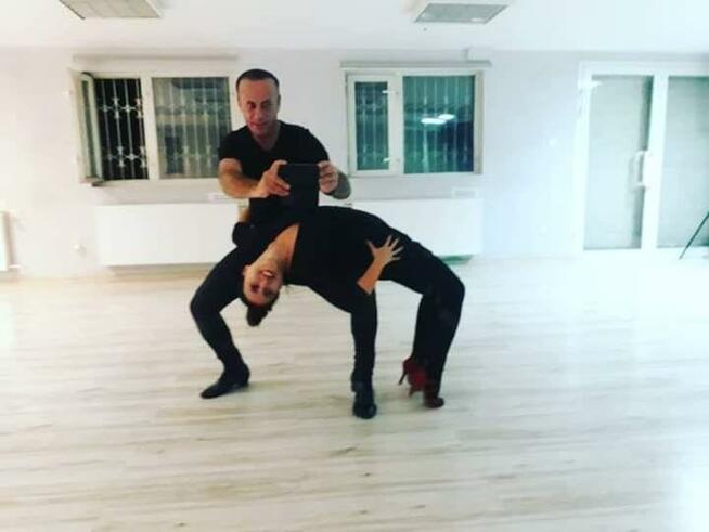 Taniec Towarzyski i Dużo Więcej Atrakcyjnych Kursów