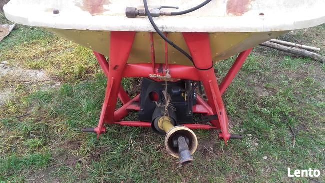 Sprzedam rozsiewacz nawozów Greenland