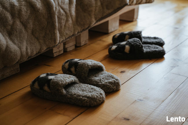 Producent Wyrobów z wełny i bawełny KRYSTA