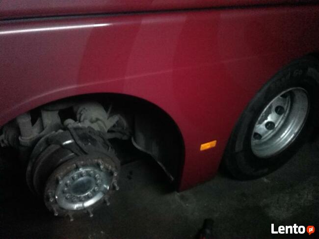 Mobilny serwis samochodów ciężarowych autobusów