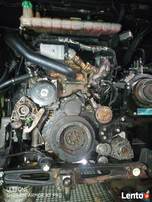 Mobilny serwis samochodów ciężarowych autobusów