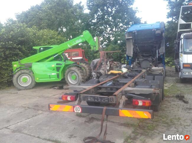 Mobilny serwis samochodów ciężarowych autobusów