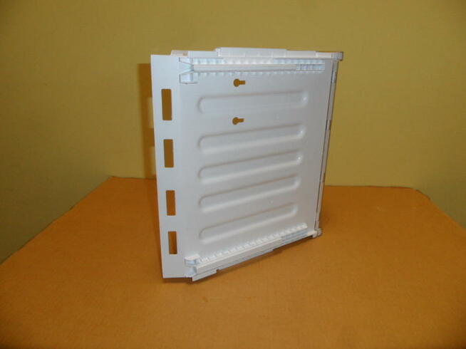 szuflada lodowki whirlpool