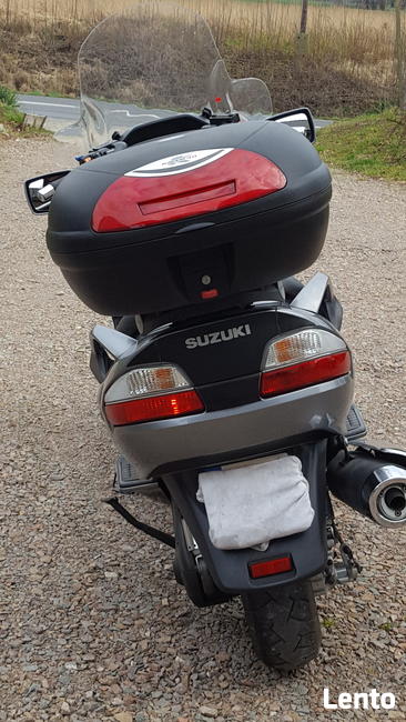 Suzuki Burgman Maxi Skuter 650cm