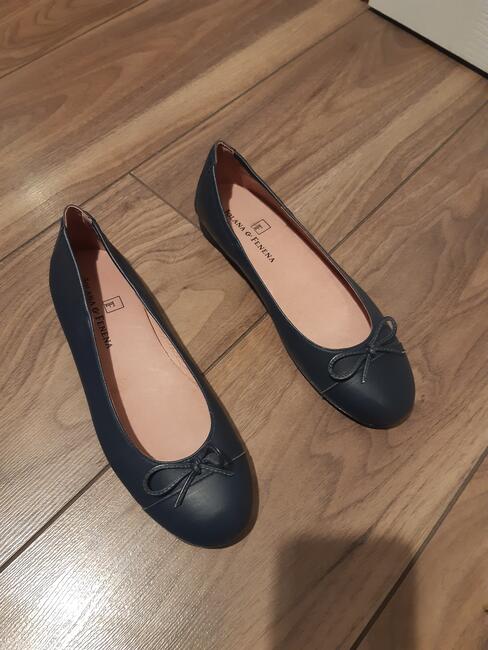 Baleriny damskie skóra 38