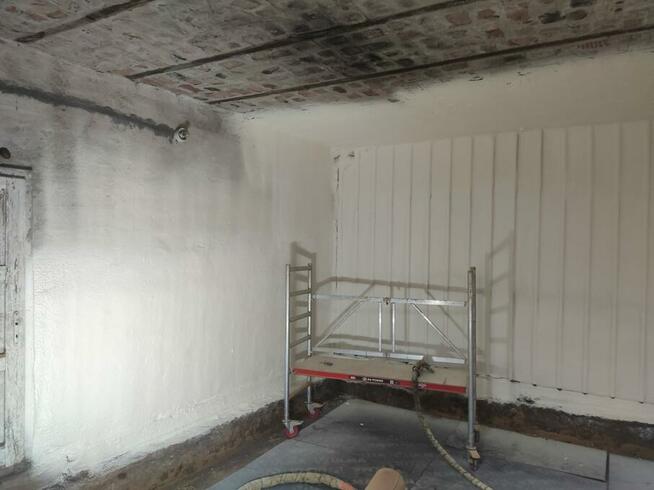 Ocieplenia, izolacje pianką PUR