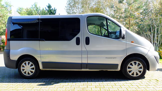 Renault Trafic Passenger 2.0 DCI 115 KM, 2007r, 9-osobowy