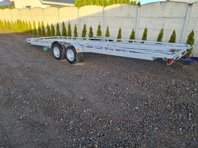 Wynajem wypożyczalnia przyczepa reklamowa reklama baner