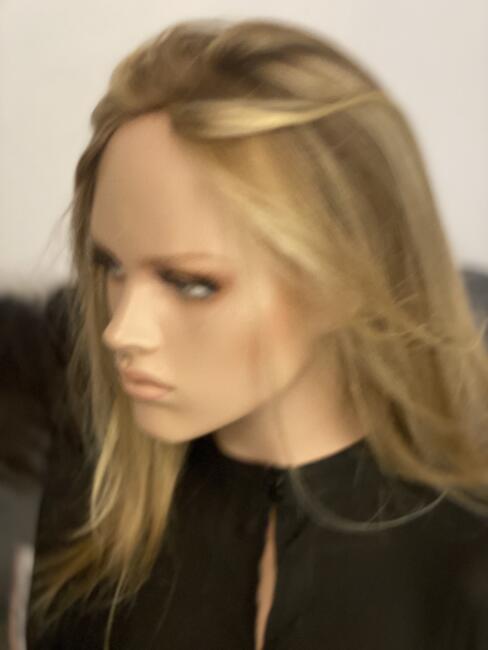 Niechirurgiczne uzupełnianie włosów - rekonstrukcja włosów