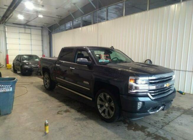 Chevrolet Silverado 2018, 4x4, 6.2L, 1500 HIGH COUNTRY, porysowany lakier