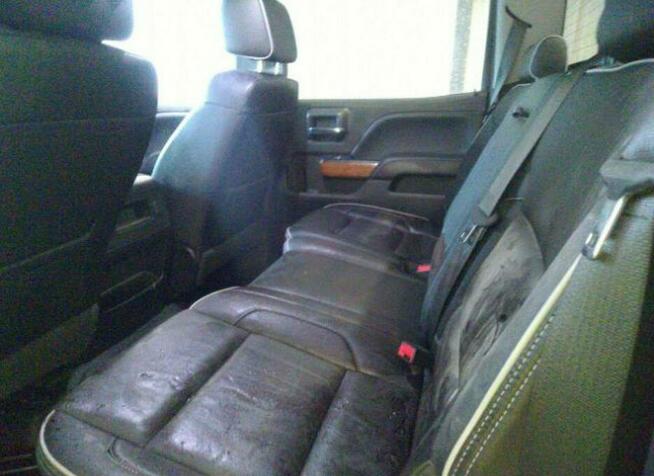 Chevrolet Silverado 2018, 4x4, 6.2L, 1500 HIGH COUNTRY, porysowany lakier