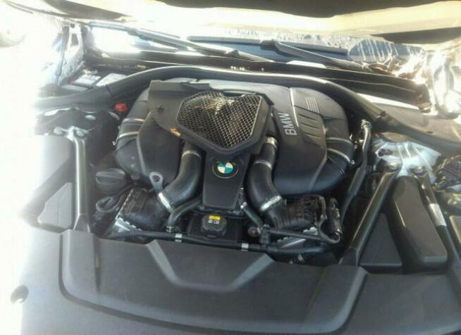 BMW 750 2016, 4.4L, 4x4, po kradzieży