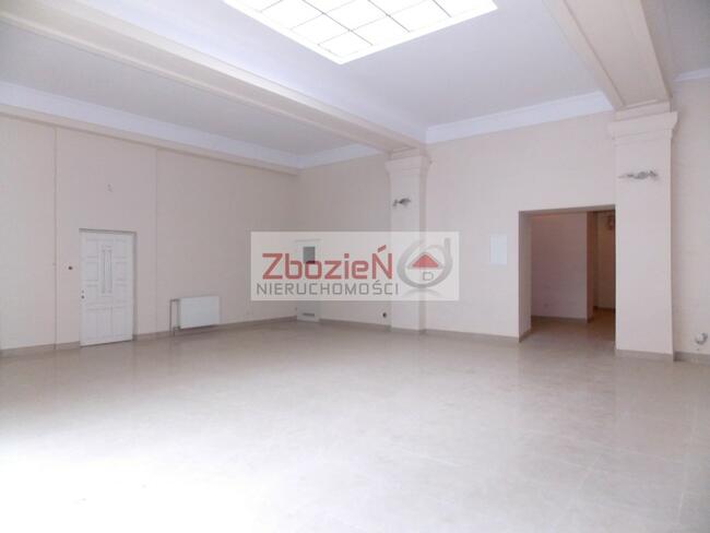 LOKAL handlowo-usługowy na sprzedaż w centrum Krynicy Zdrój