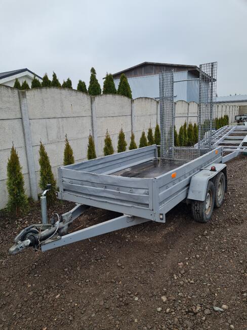 Wynajem wypożyczalnia przyczepa reklamowa reklama baner