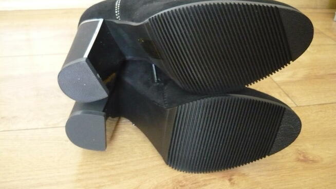 Buty zamszowe czarne