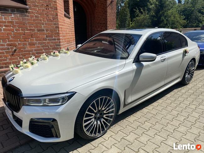 Auto do ślubu najnowsze BMW 750L LANG BIAŁA PERŁA