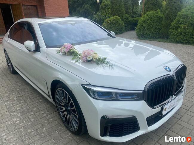 Auto do ślubu najnowsze BMW 750L LANG BIAŁA PERŁA