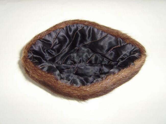 Czapka futrzana z nutrii 57-58 męska zimowa elegancka