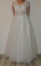 Biała suknia ślubna