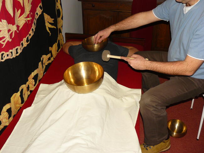 Masaż dźwiękiem, indywidualny, dla par, mini sesje.