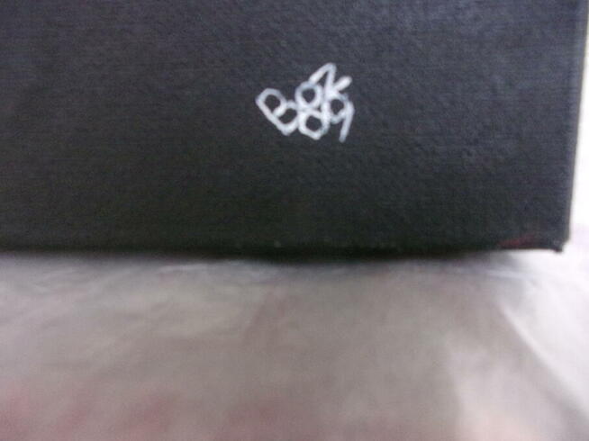 Obraz wyjątkowy ROZDARTE SERCE ale zszyte tasiemką