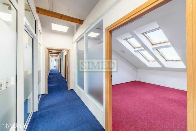 4 pokoje w biurowcu , parking i dostęp 24 h .