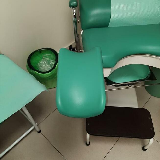 Naprawa mebli medycznych