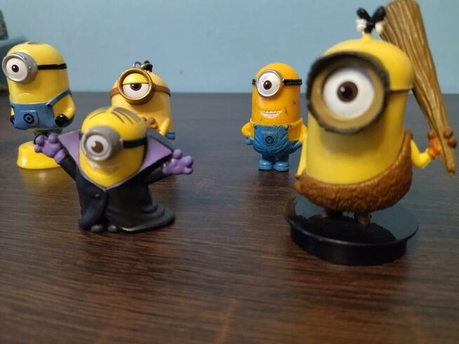 Minionki figurki 8 szt.