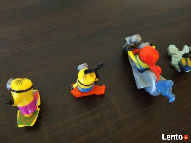 Minionki figurki