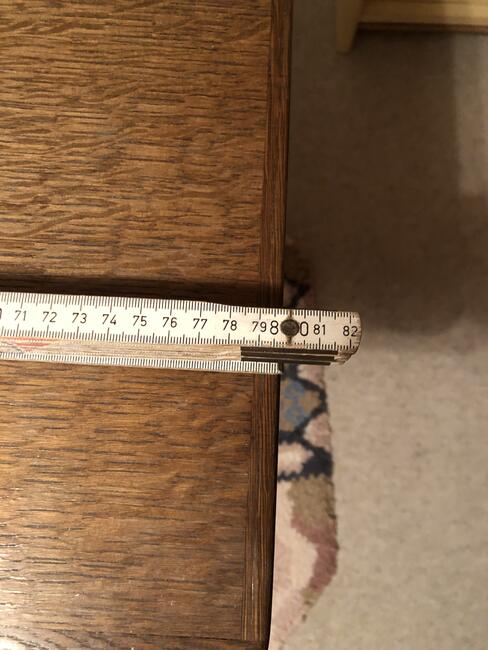 Stolik drewniany, masywny