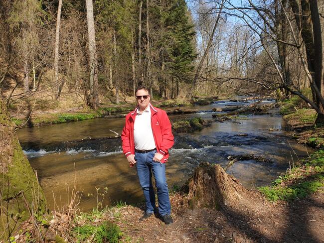 Uczciwy, Szczery, Odpowiedzialny