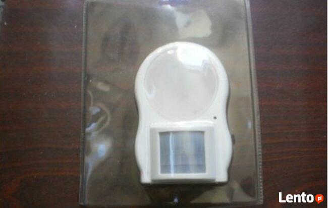 Lampka led z czujnikiem ruchu i ZMIERZCHU na baterie