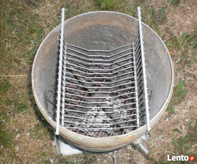 Grill ogrodowy. piec rakietowy