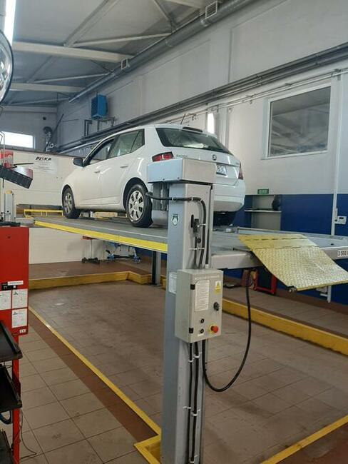 AUTO CENTRUM - Przeglądy Rejestracyjne