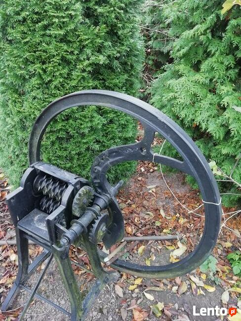 Sprzedam starą sieczkarke