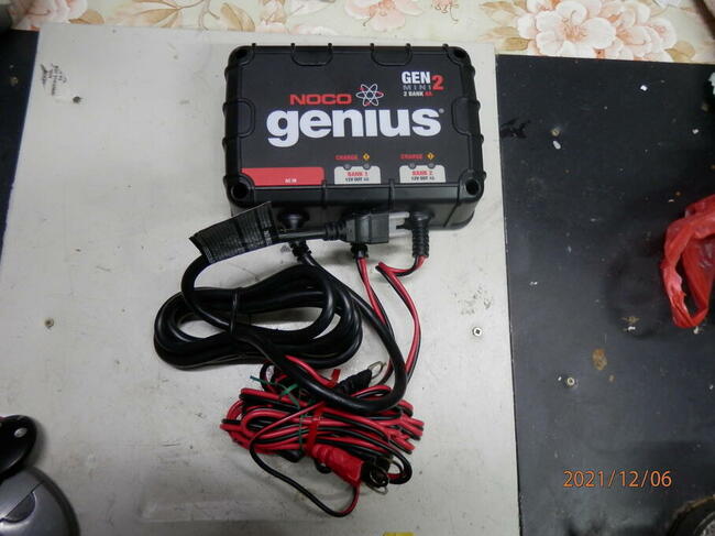 NOCO GENIUS 2x2 - Inteligentna Ładowarka 12V 70Wx2