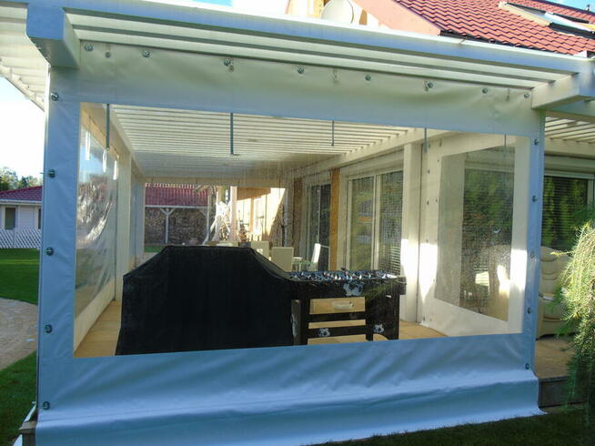 Plandeki na taras - osłony z folii przezroczystej