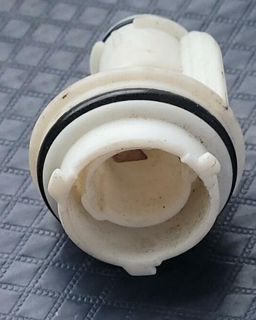 Kostki, magistrale, wtyczki, przewody wody do Audi 80 b4