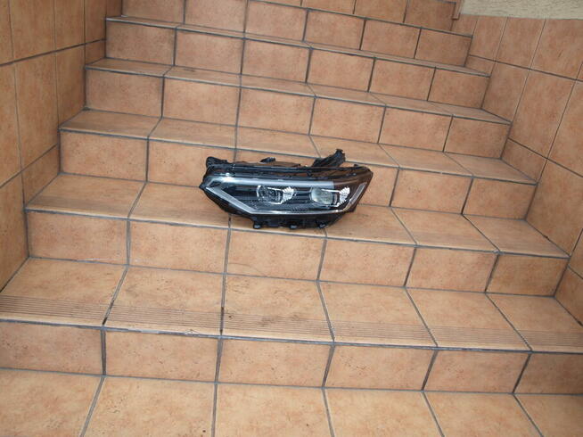 VW Passat B8 lampa lewa przód (Full Led) 2019 - 2022r