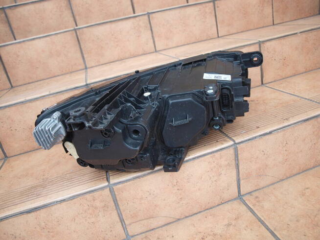 VW Passat B8 lampa lewa przód (Full Led) 2019 - 2022r