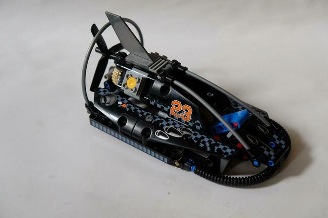 Lego Technic 42002 - poduszkowiec, samolot