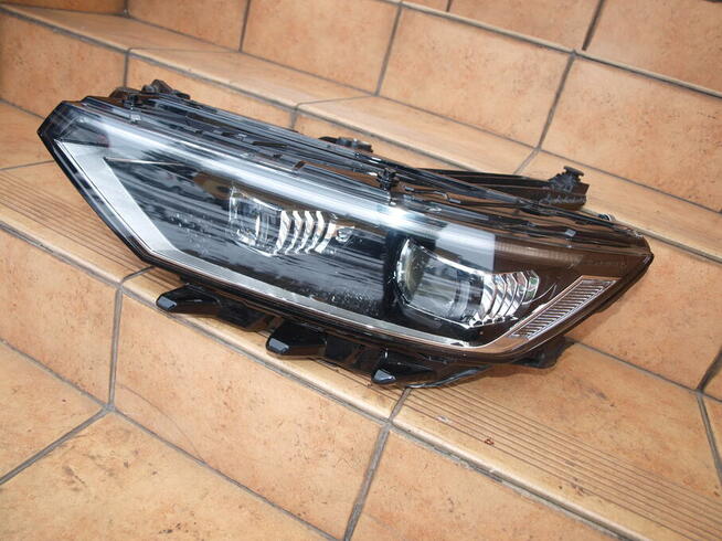 VW Passat B8 lampa lewa przód (Full Led) 2019 - 2022r