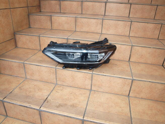 VW Passat B8 lampa lewa przód (Full Led) 2019 - 2022r
