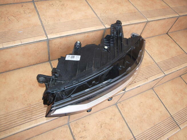 VW Passat B8 lampa lewa przód (Full Led) 2019 - 2022r